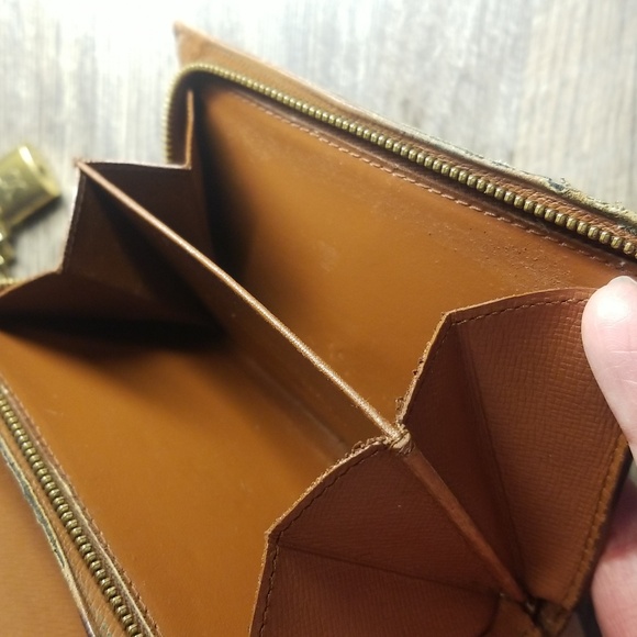 LV Bundle Louis Vuitton Monogram Porte Monnaie Billets Tresor Lock & Chain All 3 - Picture 5 of 17